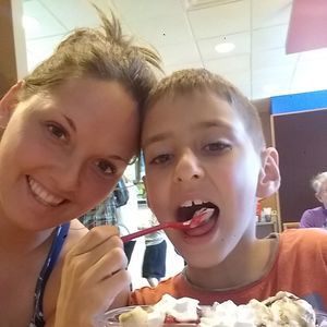 Meet your Posher, Danielle